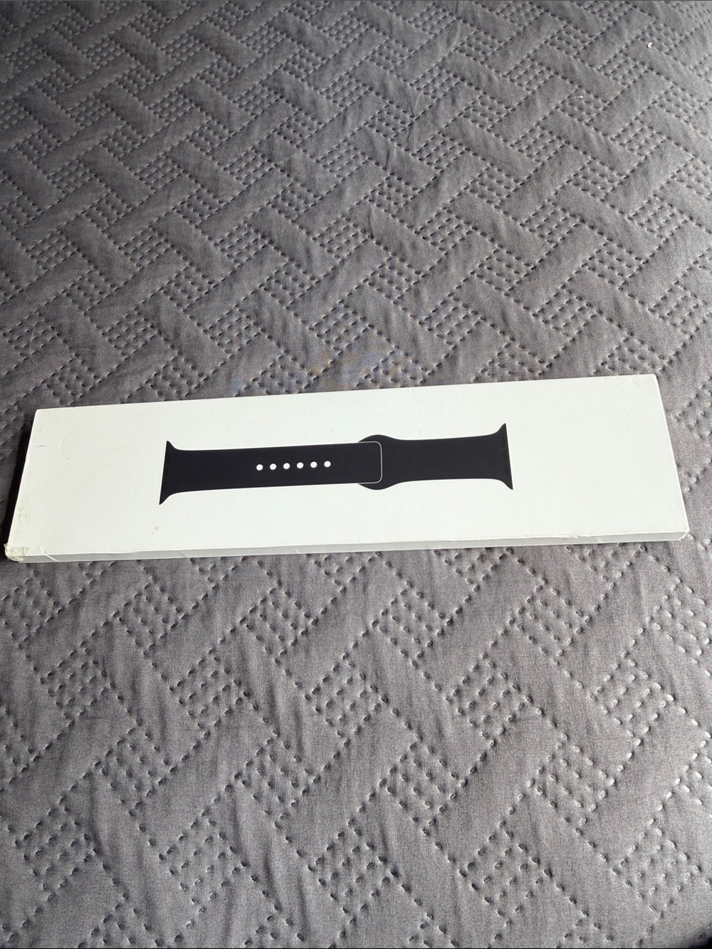 Apple Black Silicone Watch Band for Men - Sleek Replacement Strap